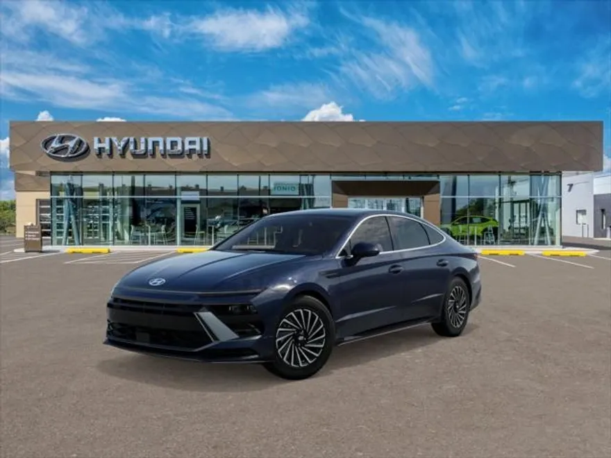 2025 Hyundai Sonata Hybrid SEL photo 1