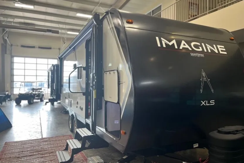 2026 Grand Design Recreational Imagine Narrow Body photo 1