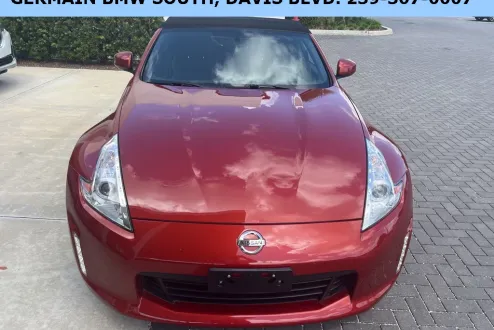2015 Nissan 370Z Touring photo 2