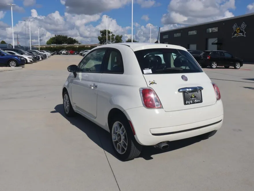 2015 Fiat 500 Pop photo 1