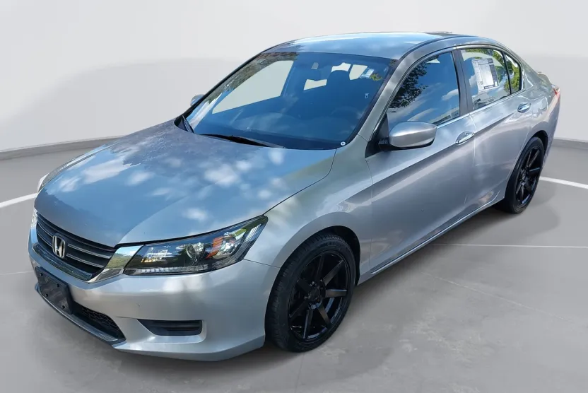 2013 Honda Accord LX photo 1