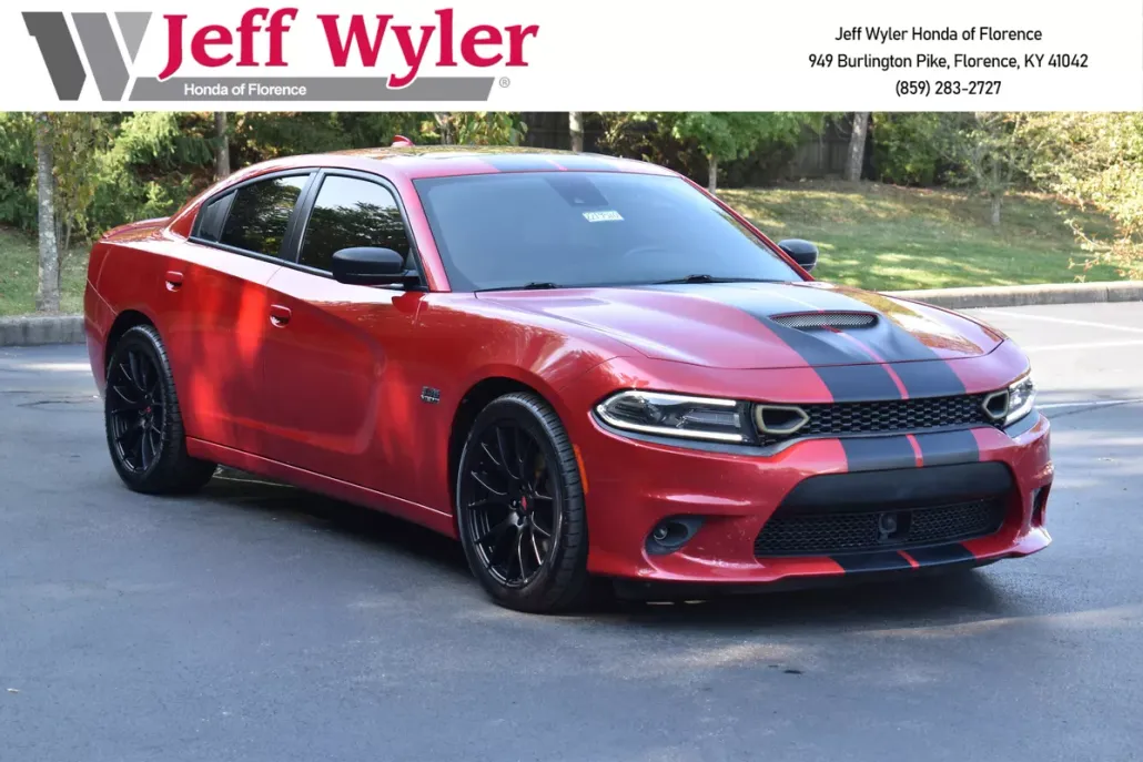2016 Dodge Charger R/T photo 1