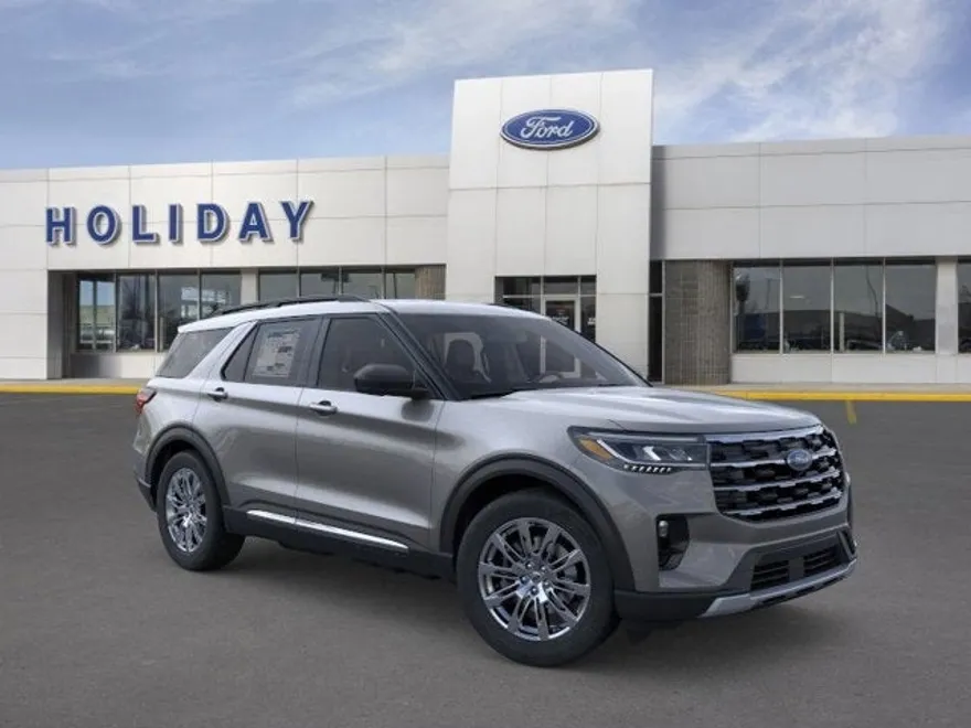 2025 Ford Explorer photo 1