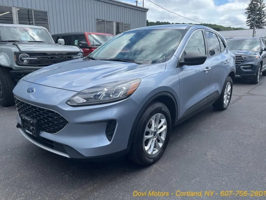 2022 Ford Escape SE photo 1
