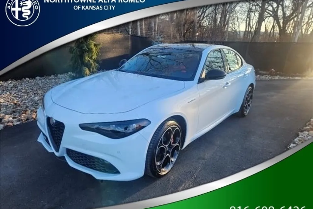 2024 Alfa Romeo Giulia Ti - VELOCE photo 1
