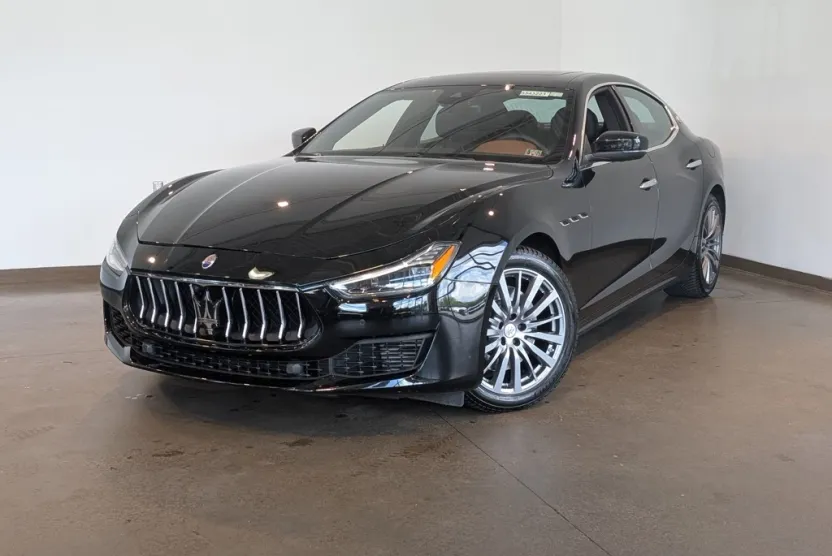 2021 Maserati Ghibli S Q4 photo 1