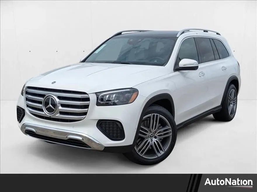 2025 Mercedes Benz GLS 450 4MATIC photo 1