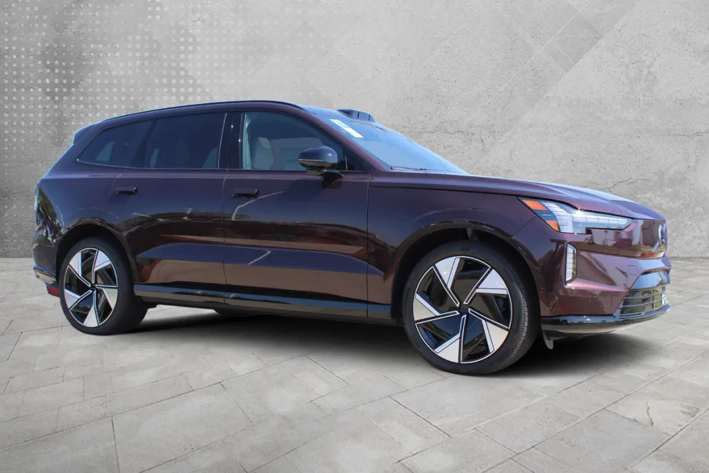 2025 Volvo EX90 Twin Motor Performance Ultra photo 1