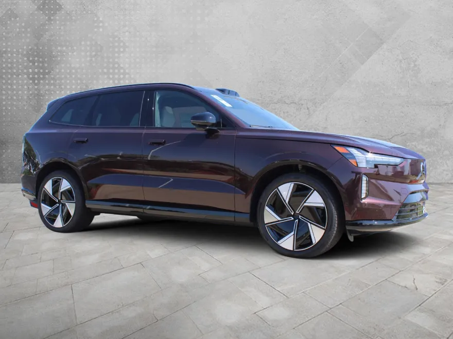 2025 Volvo EX90 Twin Motor Performance Ultra photo 1