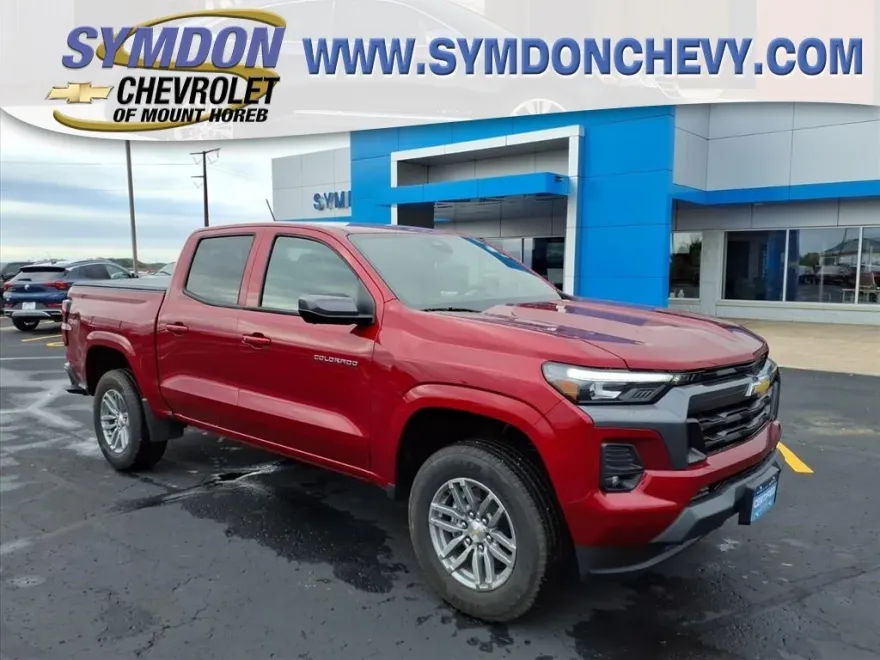 2025 Chevrolet Colorado Work Truck LT photo 1
