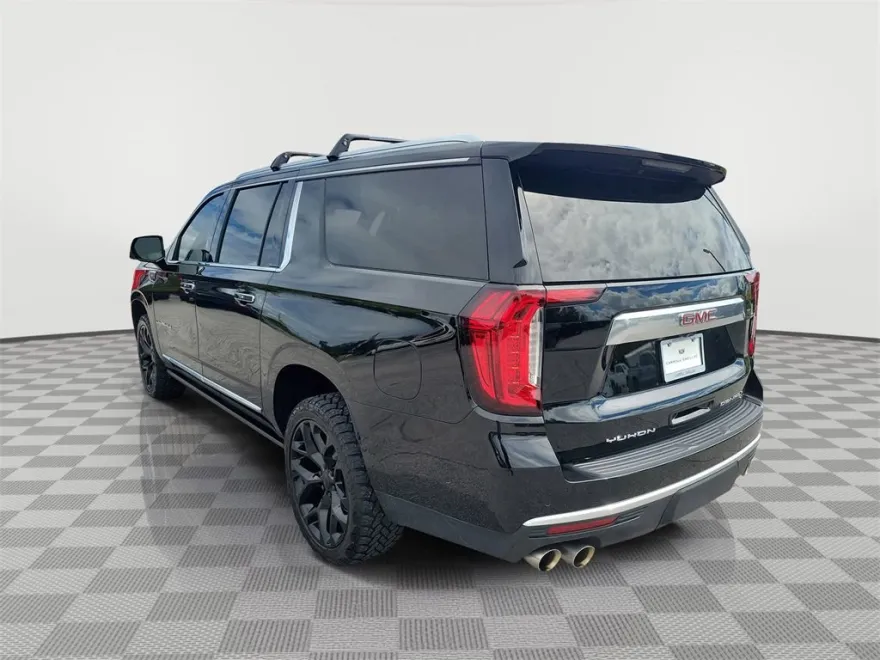 2024 Gmc Yukon XL Denali photo 1