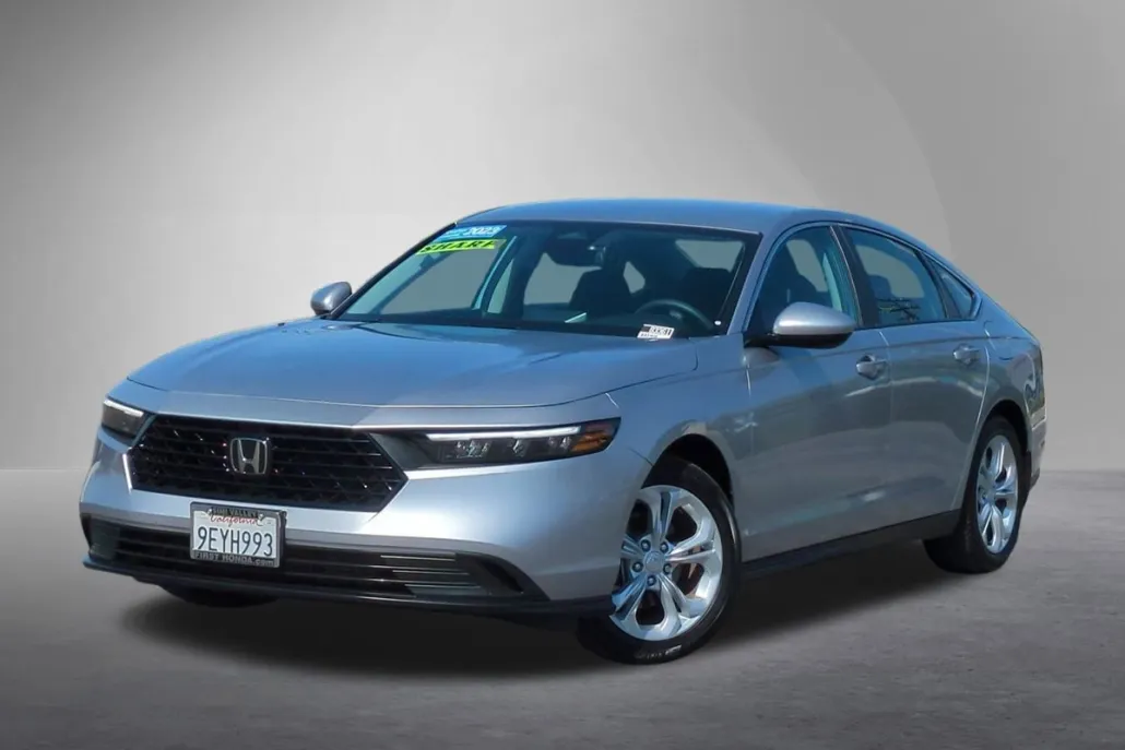 2023 Honda Accord LX photo 1