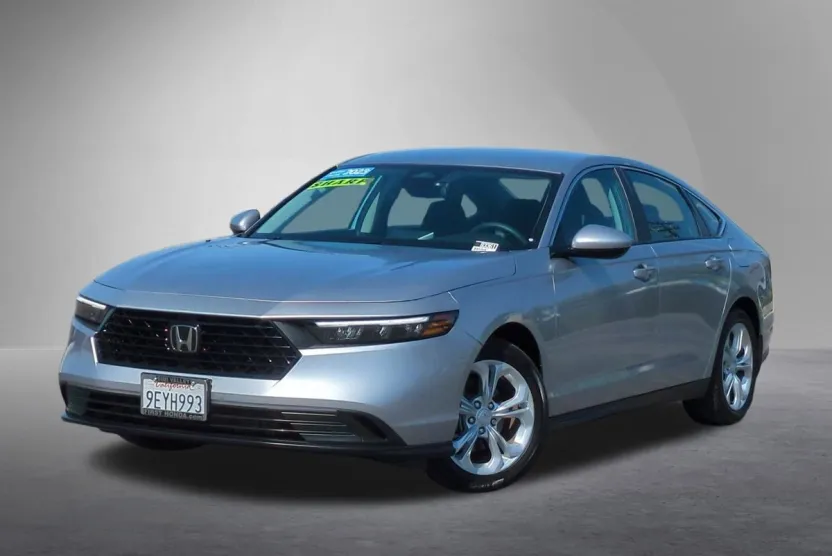2023 Honda Accord LX photo 1