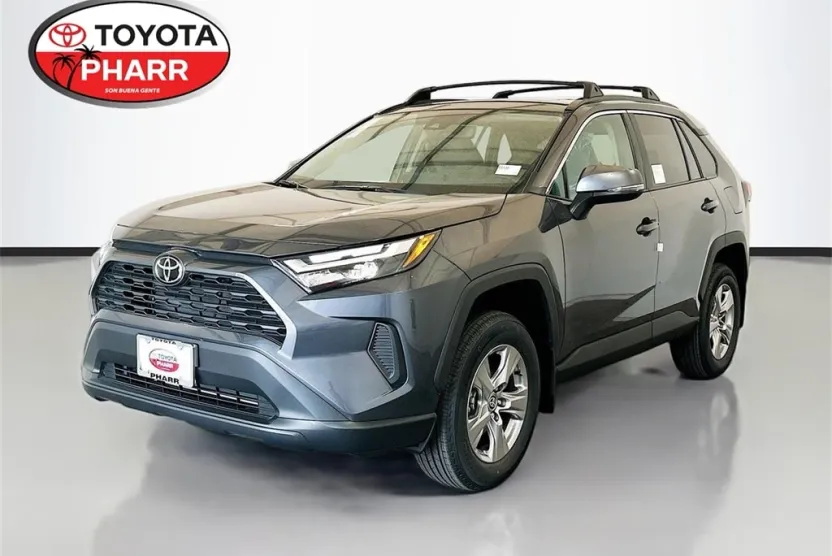 2025 Toyota RAV4 XLE photo 1