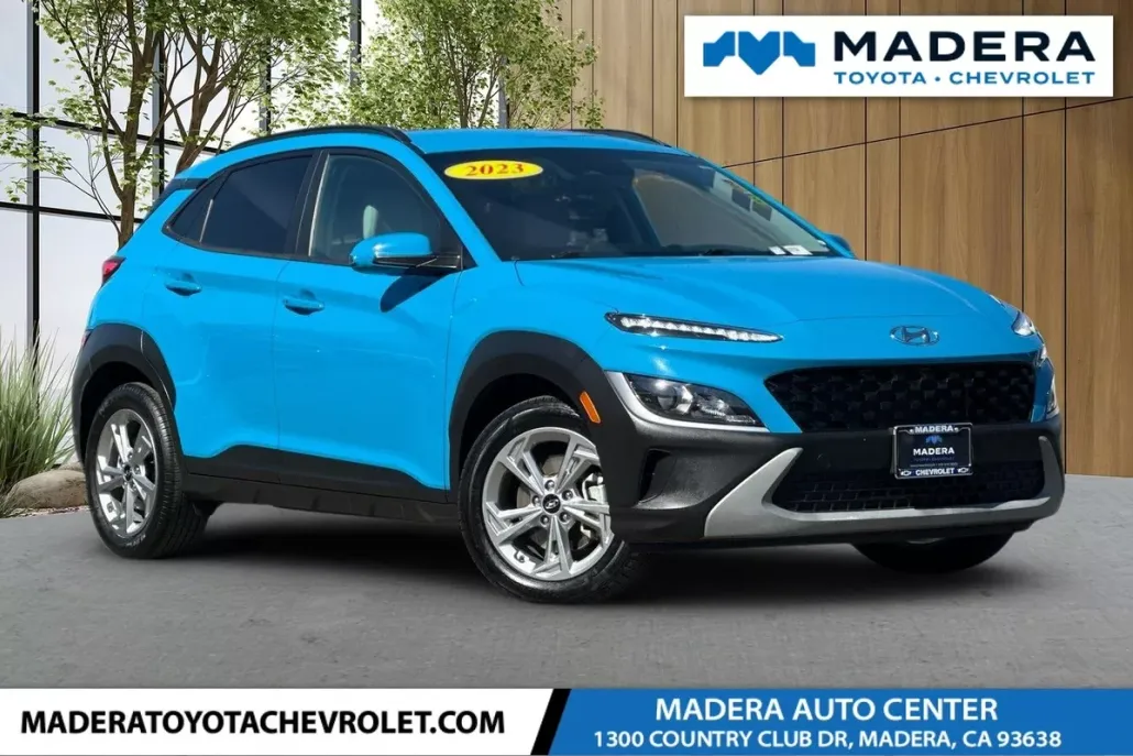 2023 Hyundai Kona SEL photo 1