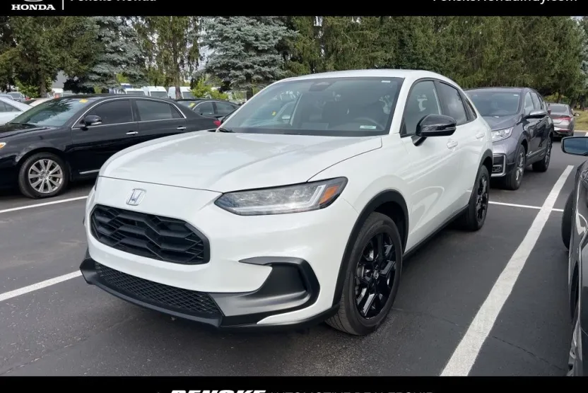 2023 Honda HR-V Sport photo 1