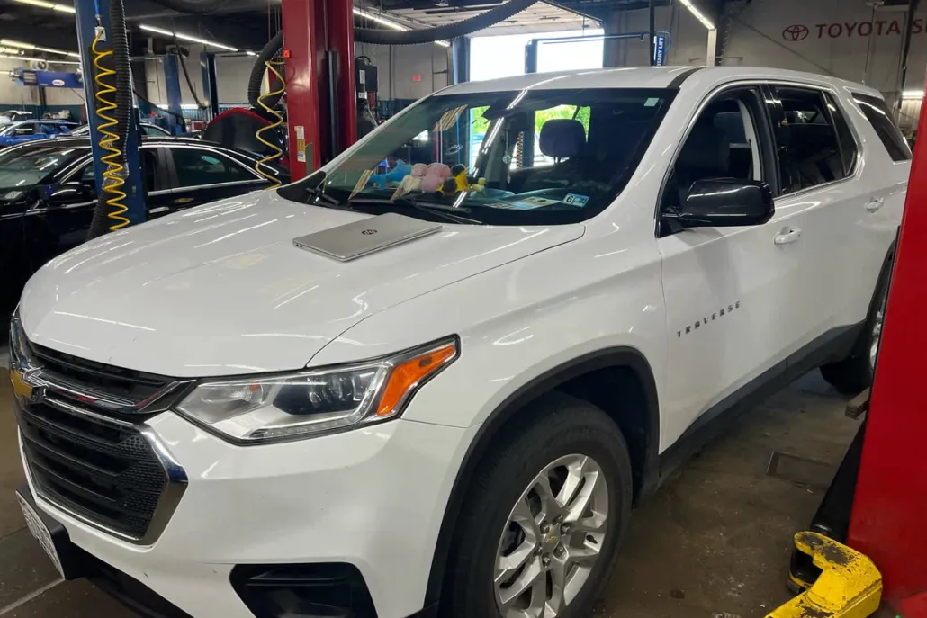 2020 Chevrolet Traverse LS photo 1