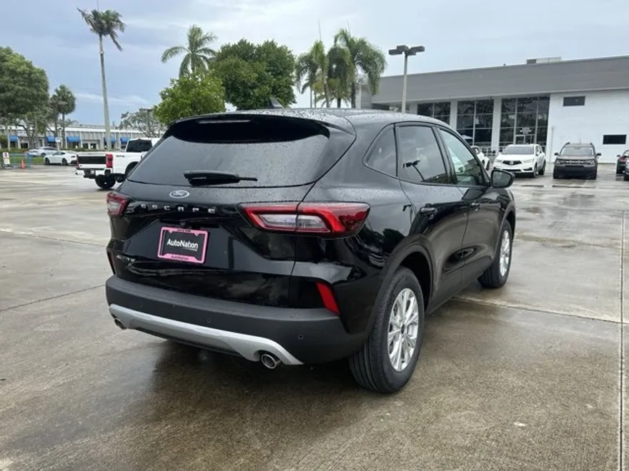 2025 Ford Escape Active photo 1