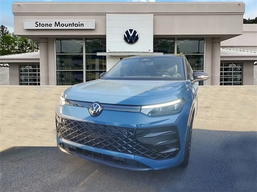 2025 Volkswagen Tiguan SE R-Line Black photo 1