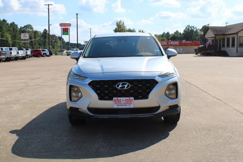 2019 Hyundai Santa Fe SE photo 1
