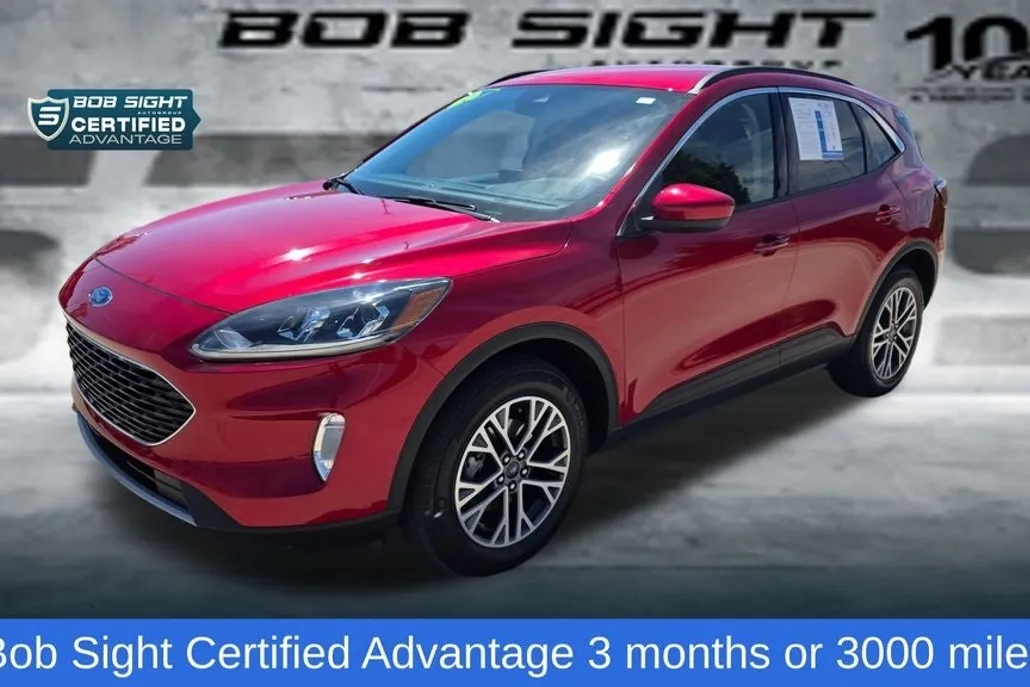 2020 Ford Escape SEL photo 1