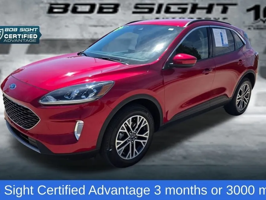 2020 Ford Escape SEL photo 1