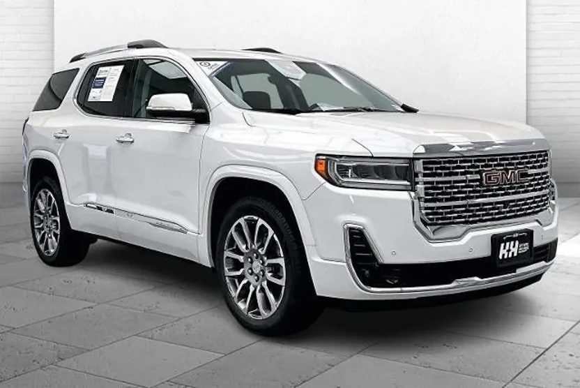 2023 Gmc Acadia Denali photo 1