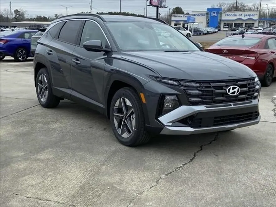 2025 Hyundai Tucson SEL photo 1