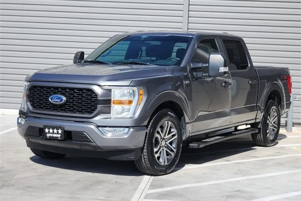 2022 Ford F-150 XL photo 1