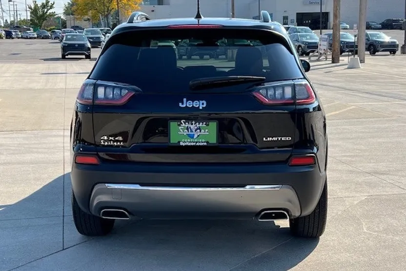2022 Jeep Cherokee Limited photo 1