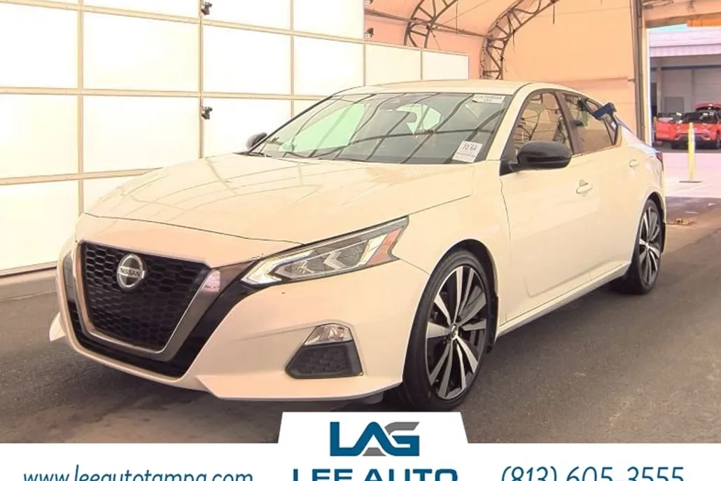 2020 Nissan Altima 2.5 SR photo 1
