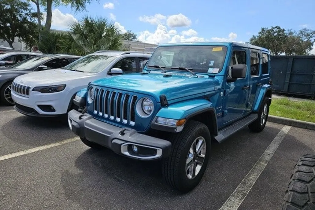 2020 Jeep Wrangler Unlimited Sahara photo 1