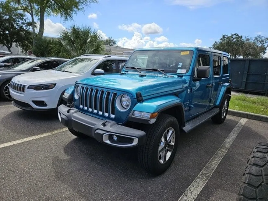 2020 Jeep Wrangler Unlimited Sahara photo 1