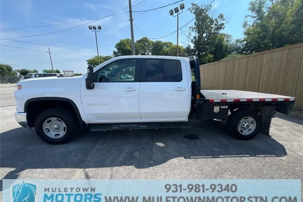 2024 Chevrolet Silverado 2500HD LT photo 1