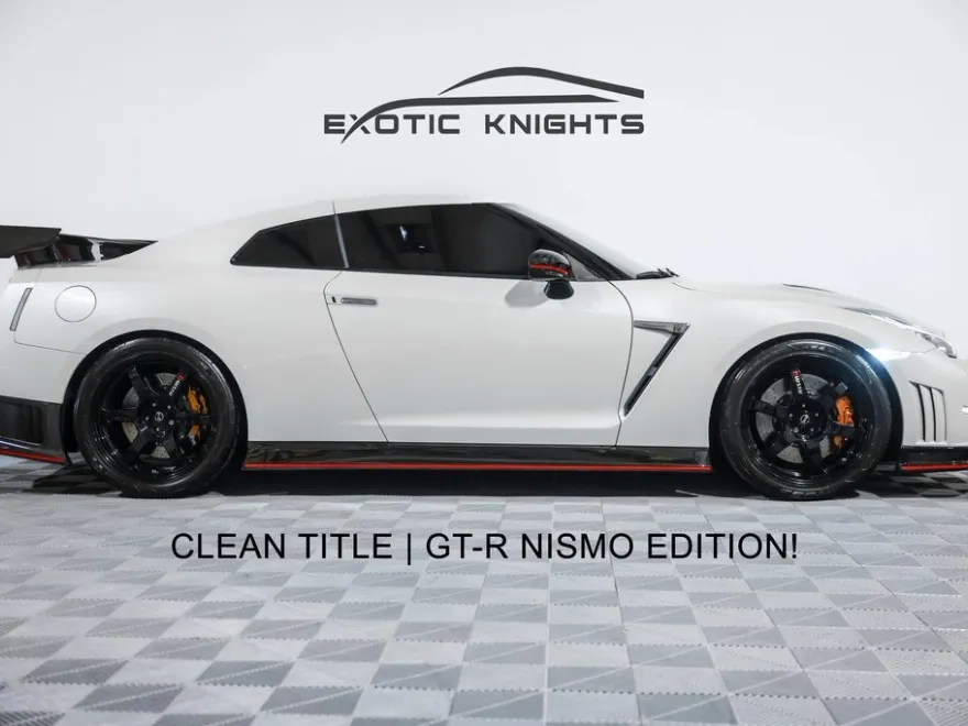 2016 Nissan GT-R Nismo photo 1