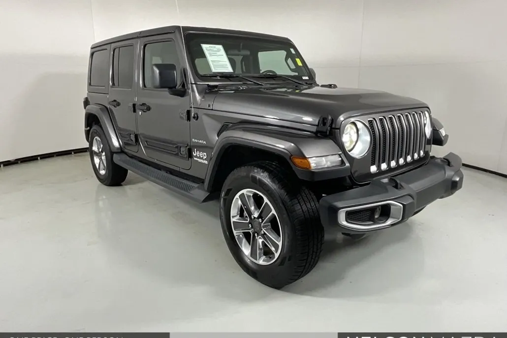 2019 Jeep Wrangler Unlimited Sahara photo 1
