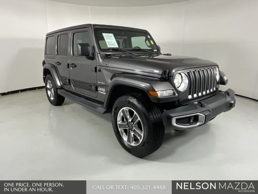 2019 Jeep Wrangler Unlimited Sahara photo 1