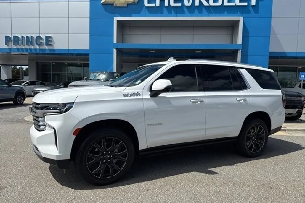 2023 Chevrolet Tahoe High Country photo 1