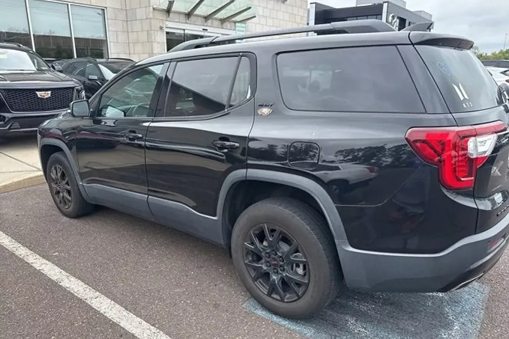 2020 Gmc Acadia SLT photo 1