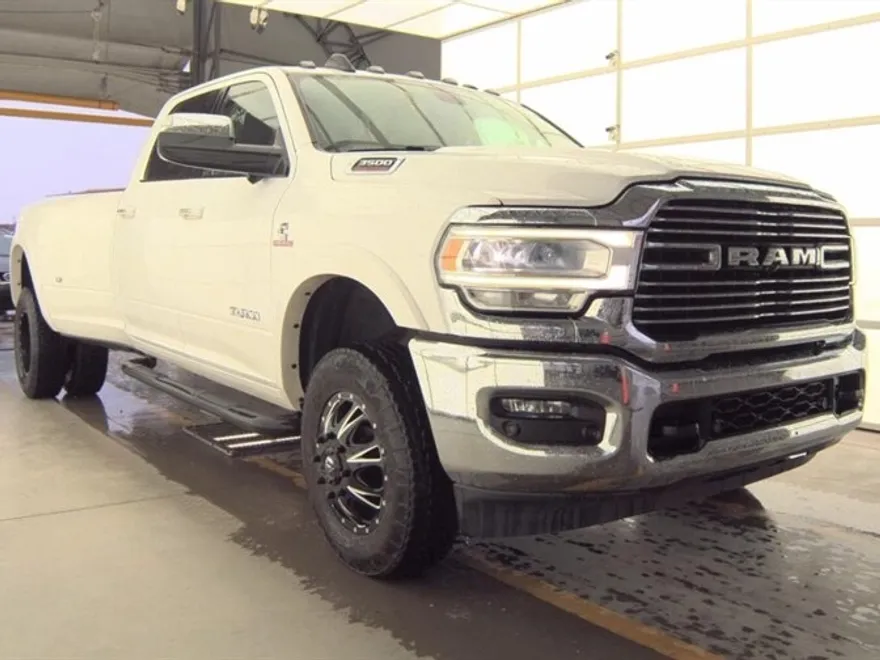 2019 Dodge Ram 3500 Laramie photo 1