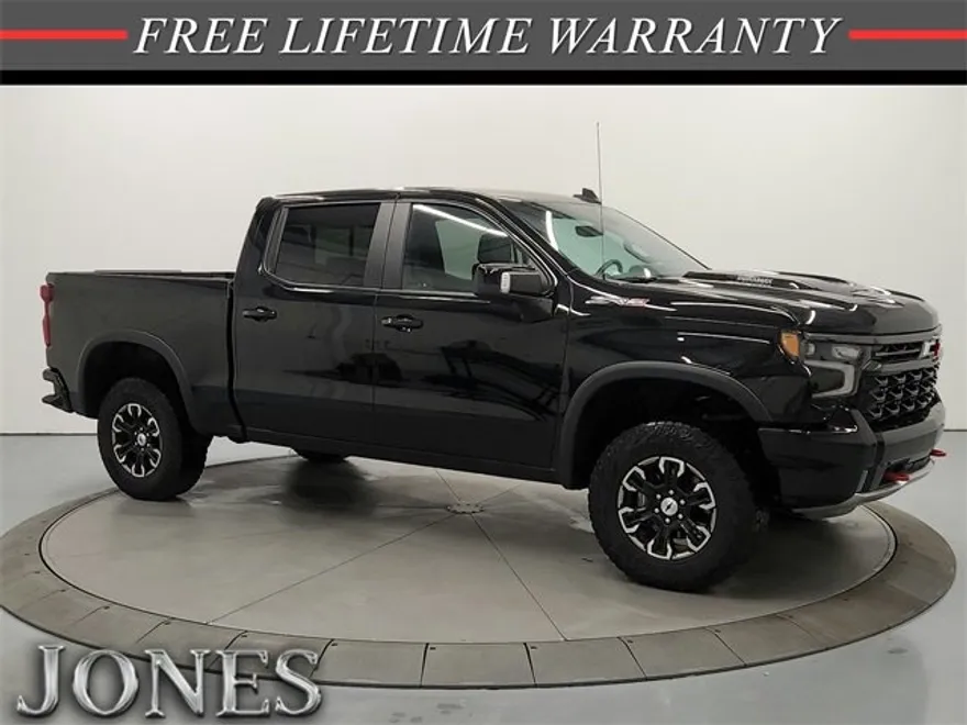2024 Chevrolet Silverado 1500 ZR2 photo 1