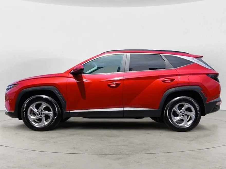 2022 Hyundai Tucson SEL photo 1