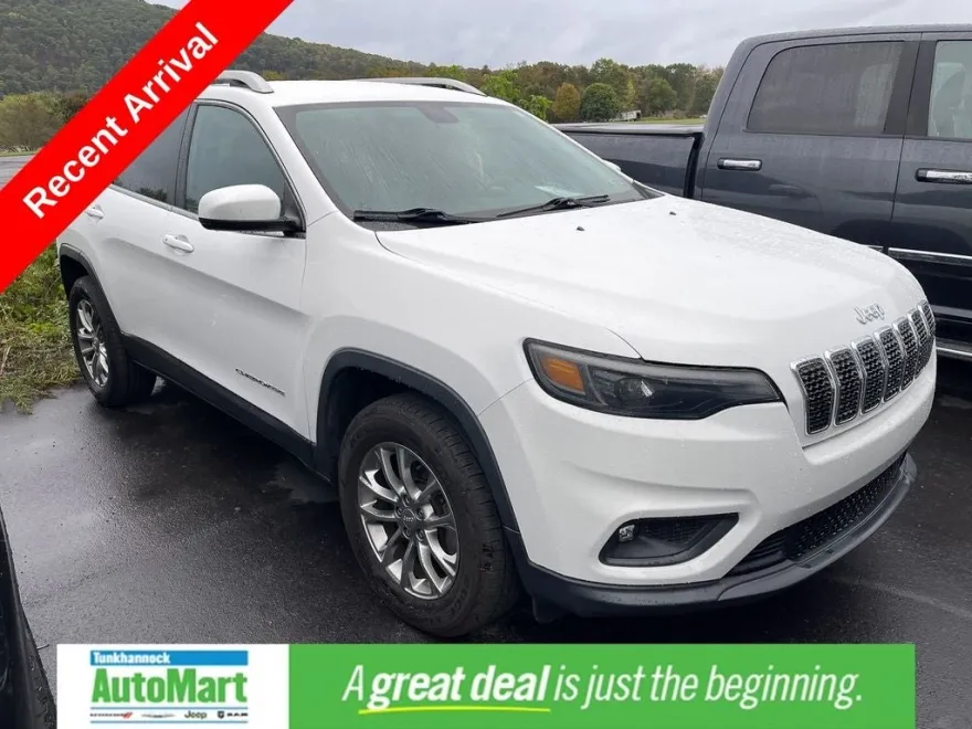 2019 Jeep Cherokee Latitude photo 1