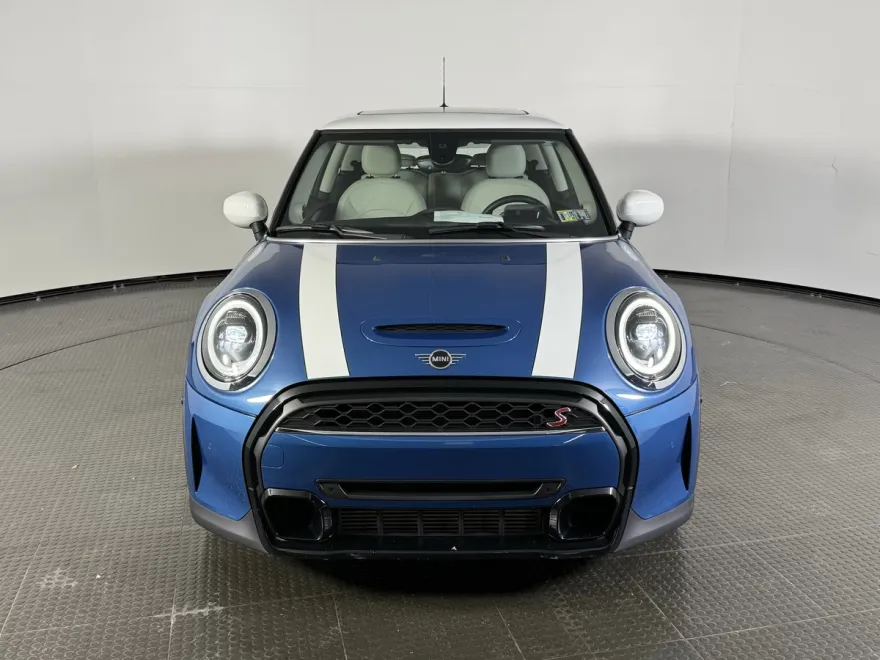 2023 Mini Cooper Hardtop S photo 1
