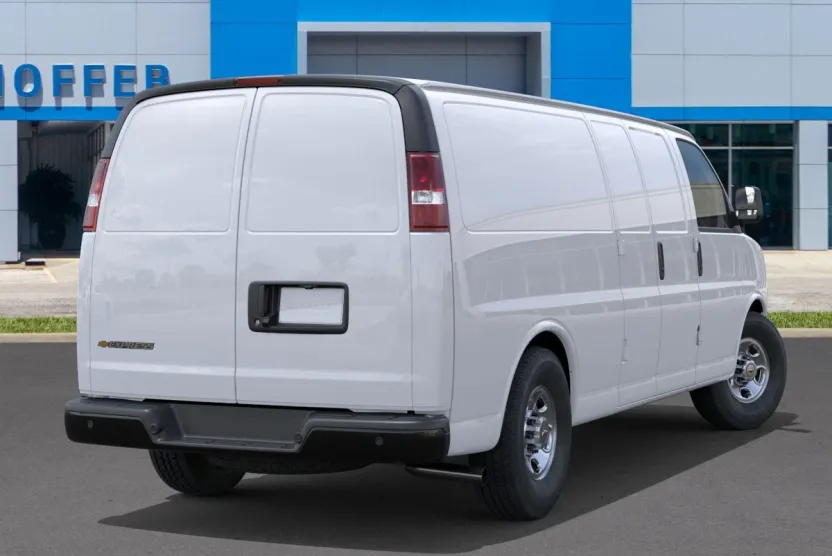 2025 Chevrolet Express Cargo 2500 photo 1