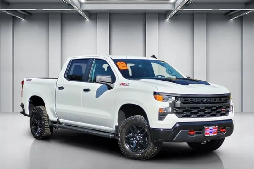 2026 Chevrolet Silverado 1500 Custom Trail Boss photo 1