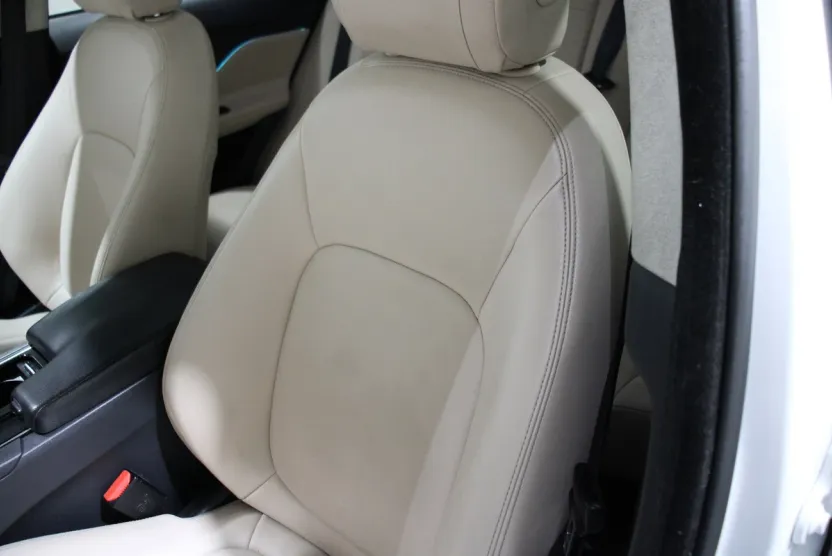 2020 Jaguar F-PACE Premium photo 1
