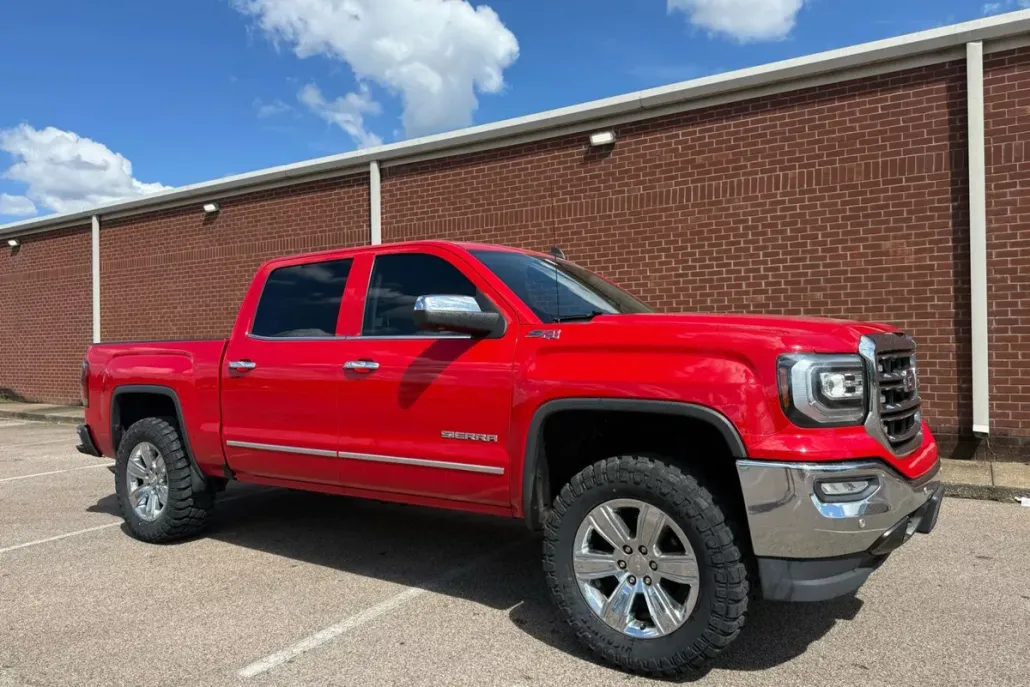 2017 Gmc Sierra 1500 SLT photo 1