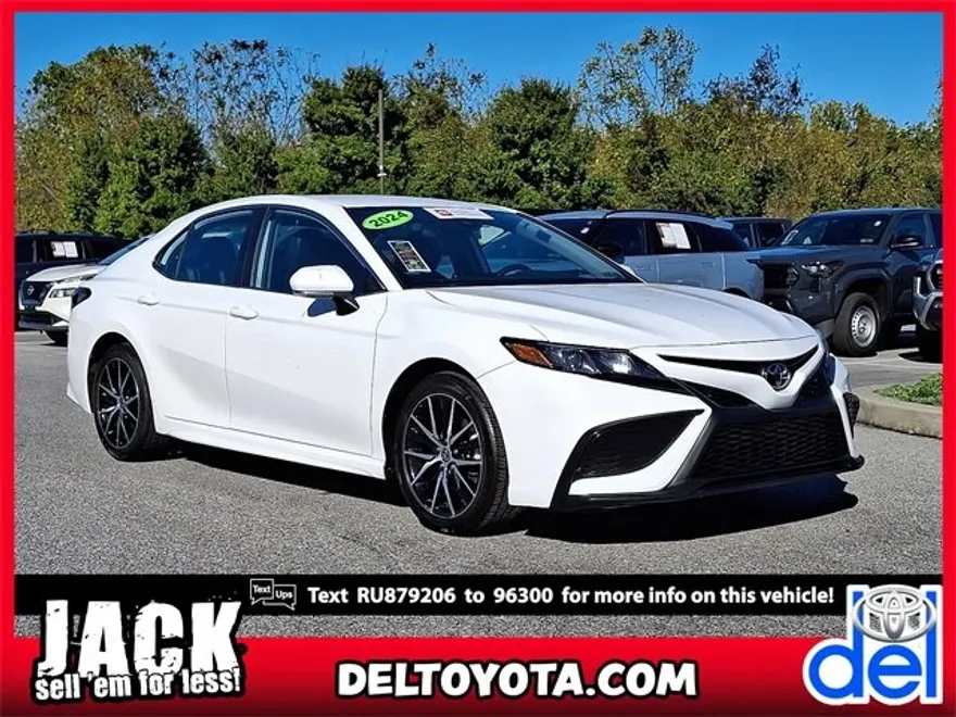 2024 Toyota Camry SE photo 1