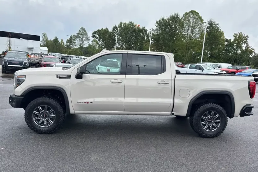 2026 Gmc Sierra 1500 AT4X photo 1